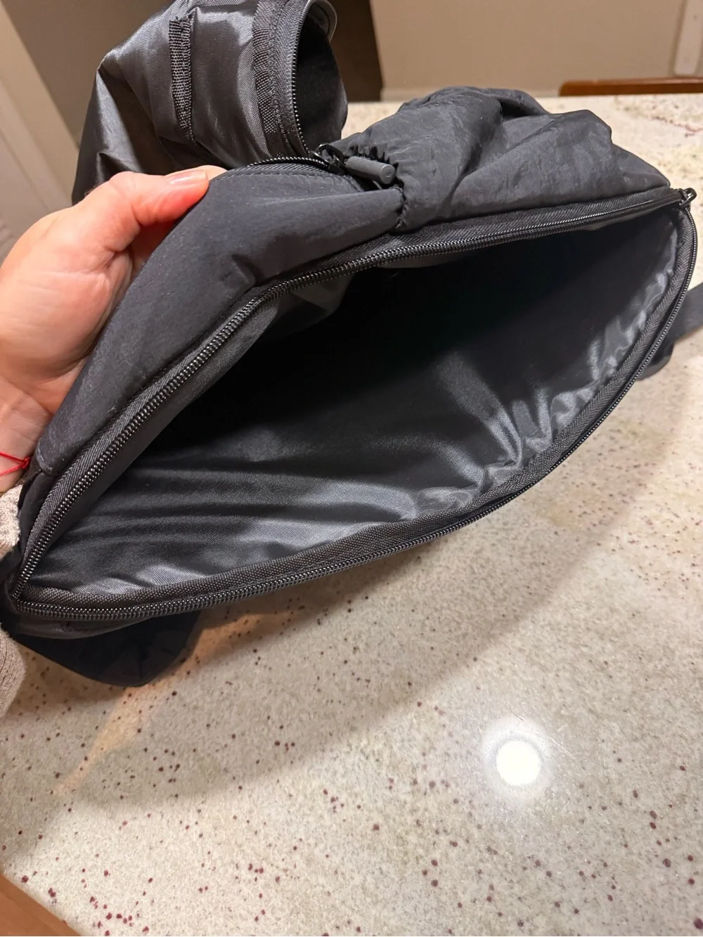 Hurley sleek black